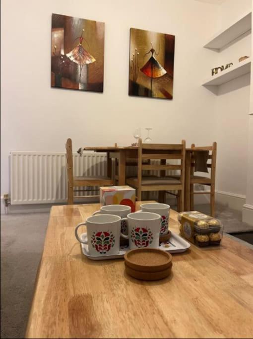 Two Bedroom Flat In 런던 외부 사진