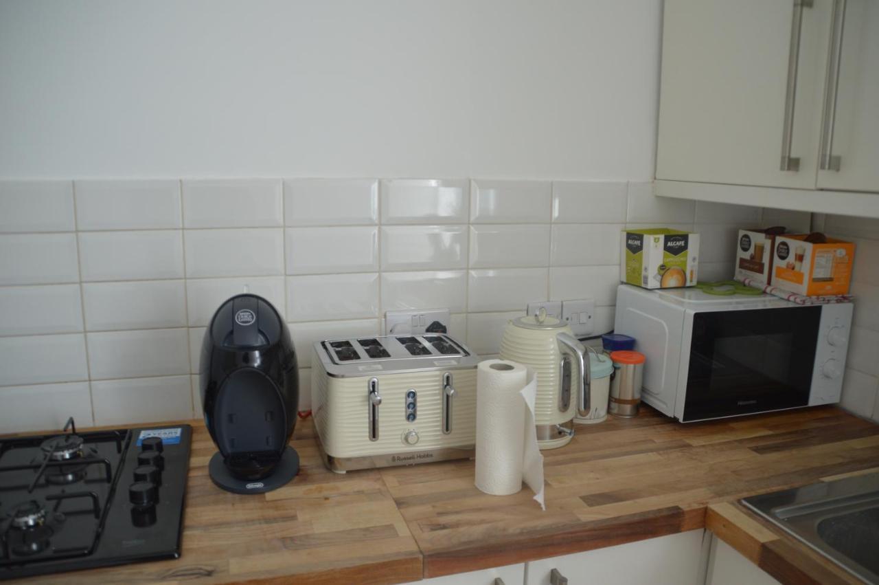 Two Bedroom Flat In 런던 외부 사진